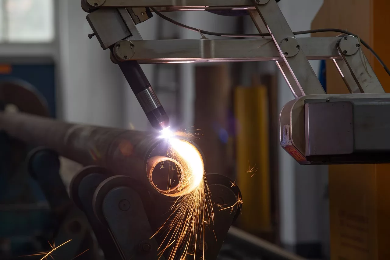 découvrez l'univers de l'usinage, une technique essentielle pour transformer les matériaux en pièces de précision. apprenez les différentes méthodes, outils et applications de l'usinage pour optimiser votre production industrielle.